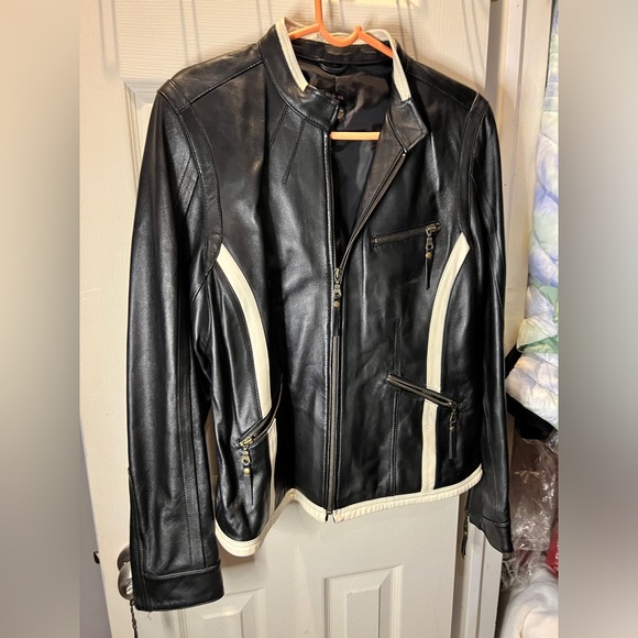 Lamb Skin Black  and White Leather Coat Size Xl. - Picture 12 of 12